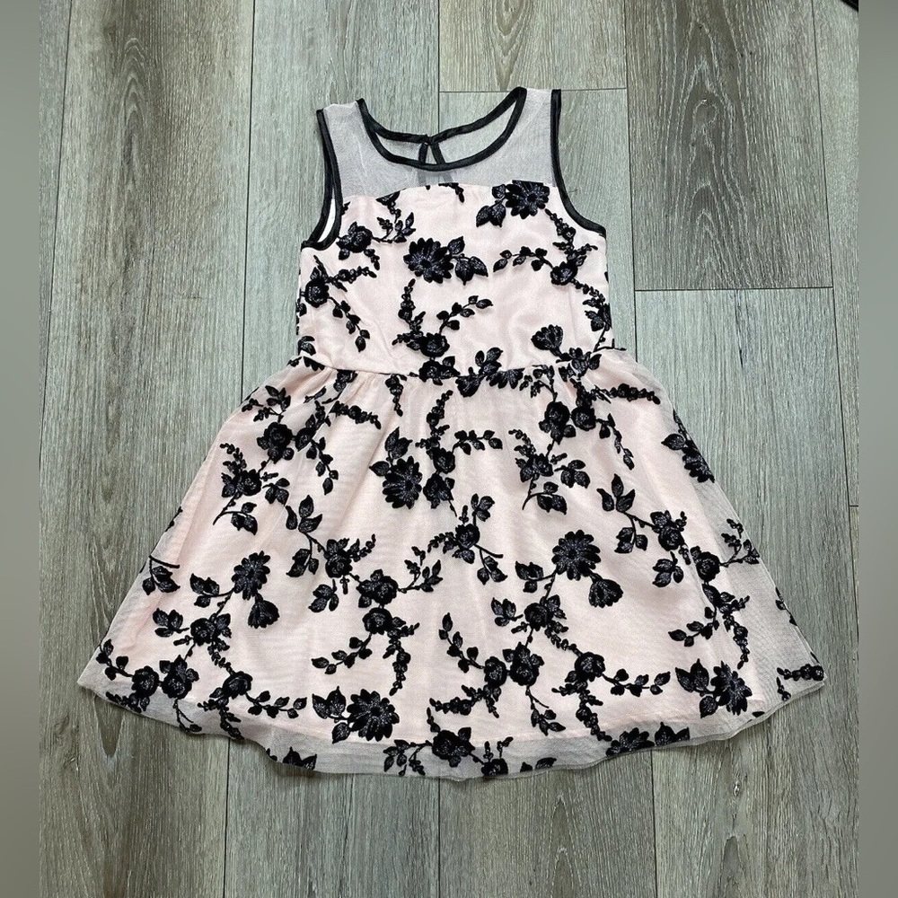 The Children’s Place Floral Holiday Dress Size 6